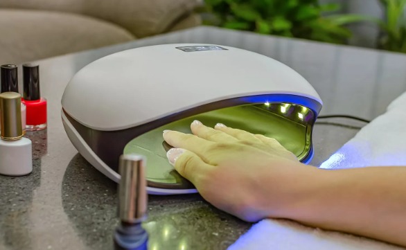 New Study Shows Uv Light Nail Polish Dryers Can Cause Cancer
